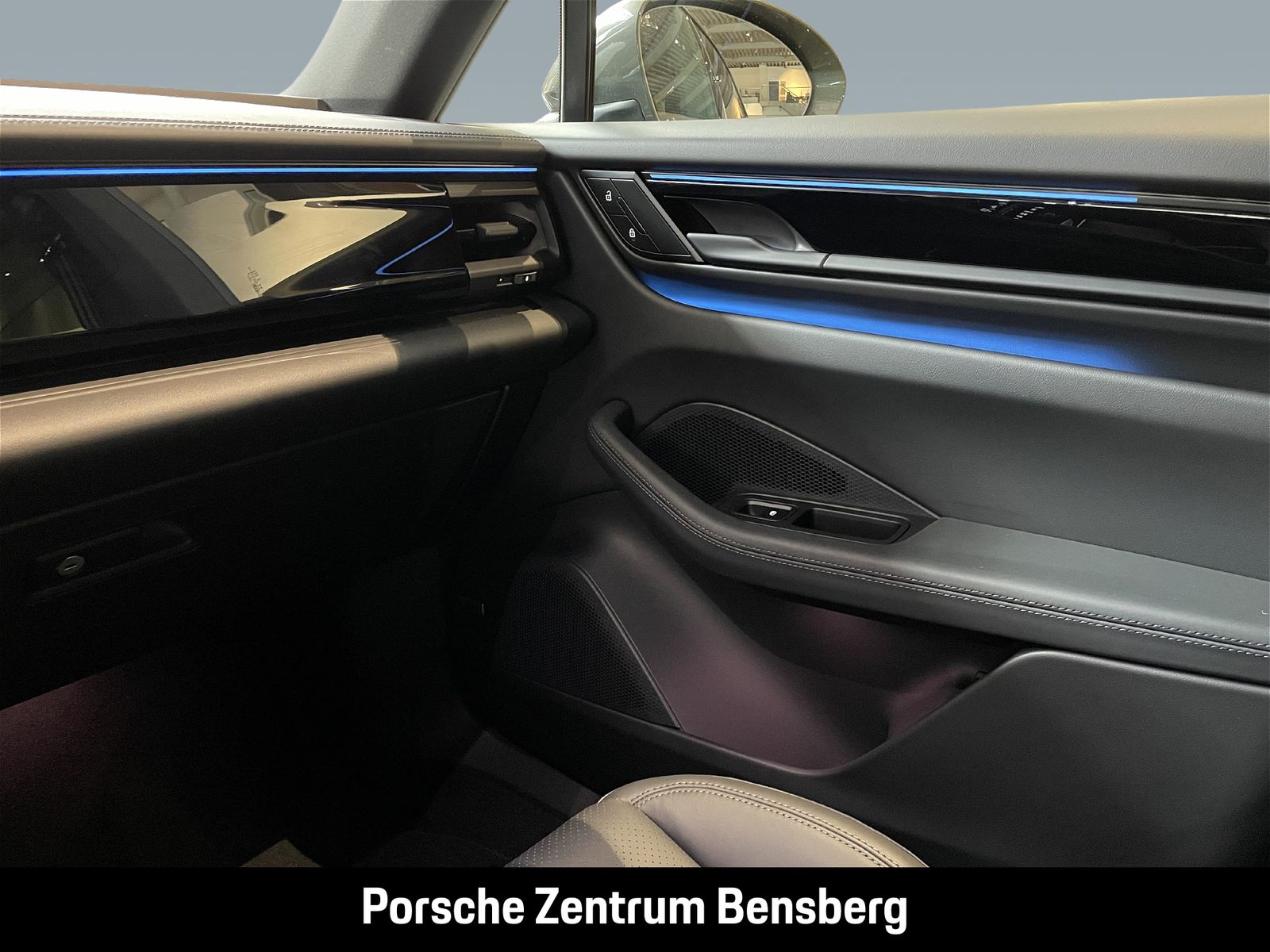 Porsche Macan 4 Electric