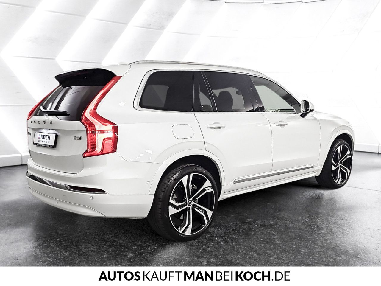 Volvo XC90 B5 AWD UltimateBright PANO AHK STHz 360 HUD