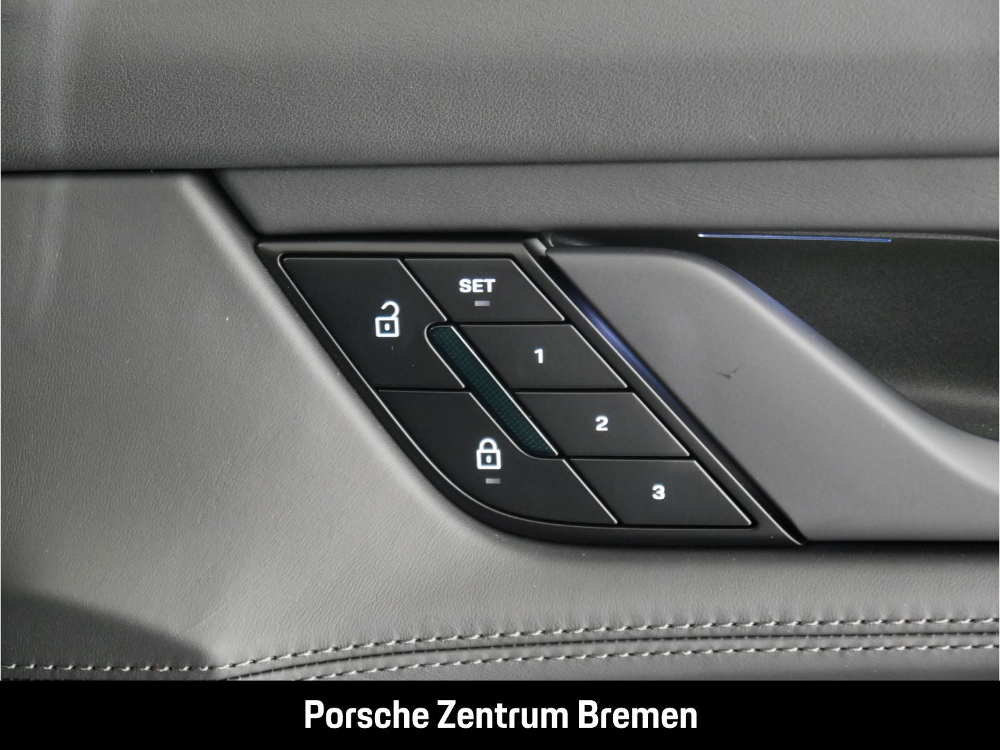 Porsche Taycan 4S Sport Tourismo Panomara Bose Head Up