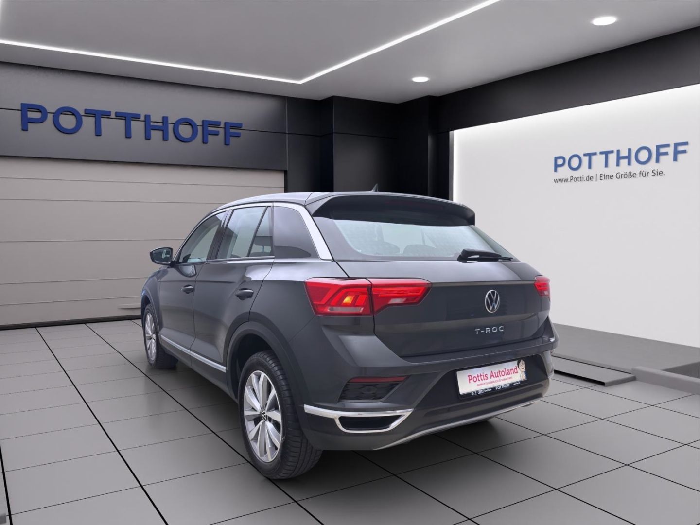 Volkswagen T-Roc 2.0 TDI DSG STYLE - Samsaru's Car Outlet