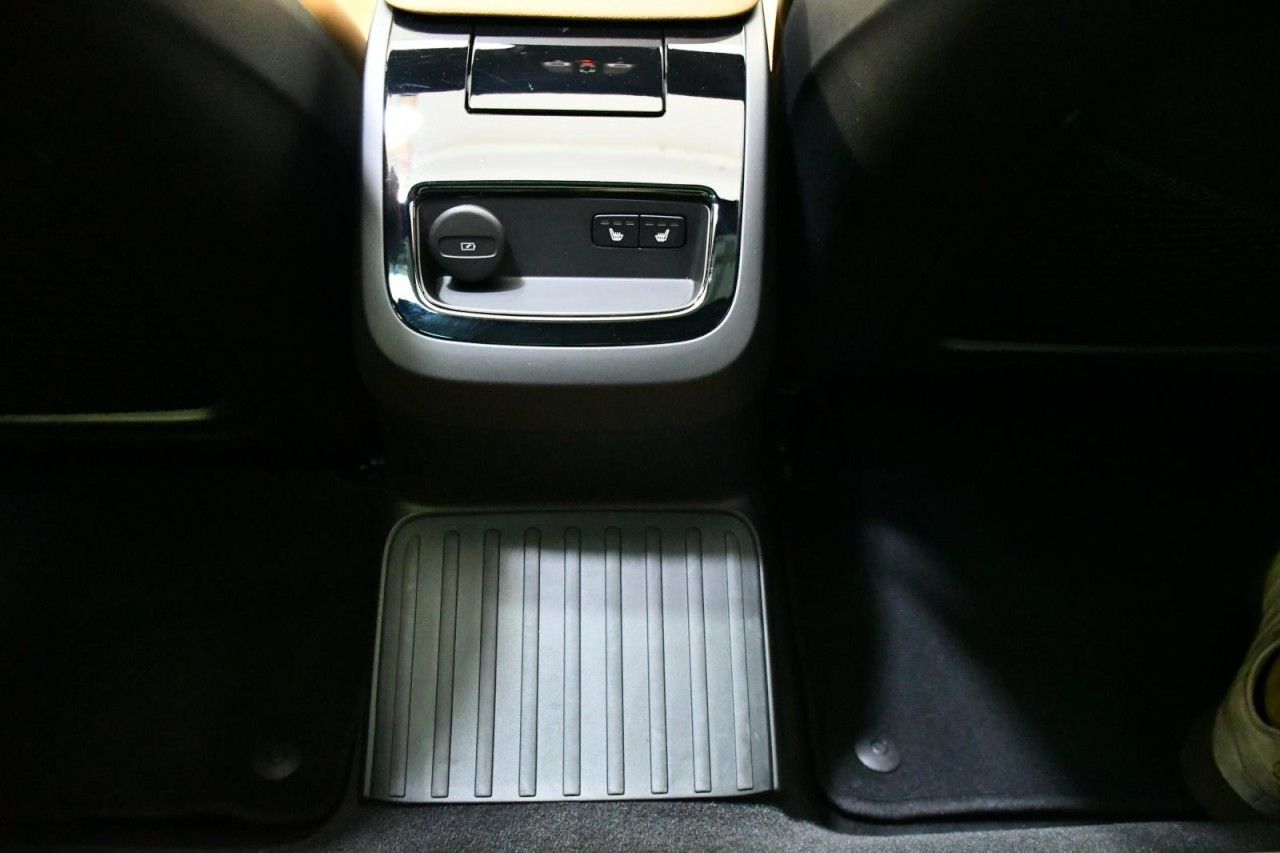 Volvo V60 T6 AWD Ultra Bright 360*B&W*PAN*MASS*HuD*AHK