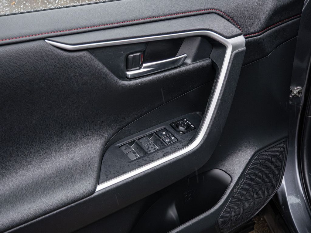 Toyota RAV4 2.5 Plug-in Hybrid 4x4 SHZ KAMERA NAVI ACC
