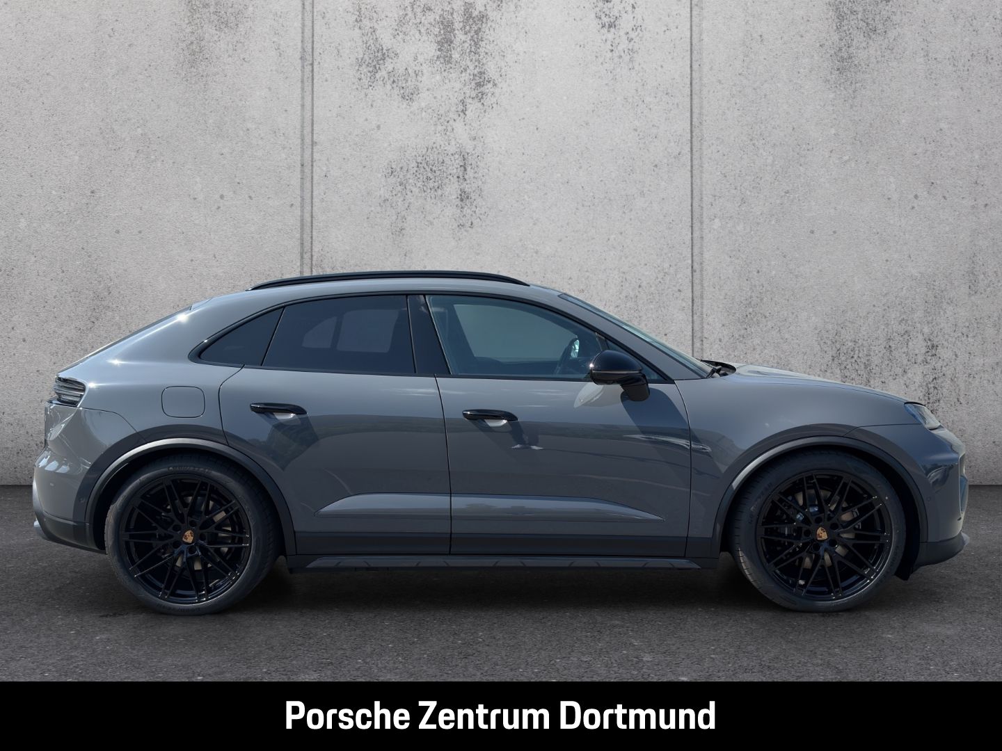 Porsche Macan 4S Burmester Sport Chrono Panoramadach LED