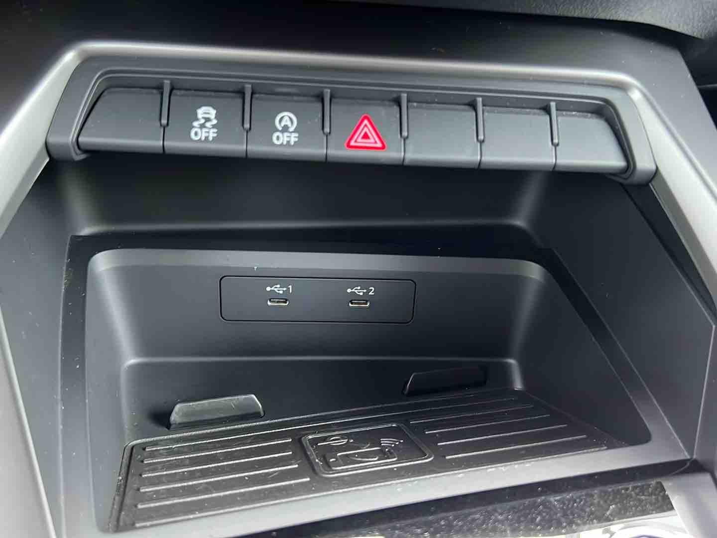 Audi A3 1.5 TSI S-Line S-tronic *Navi, ACC, SHZ, App*