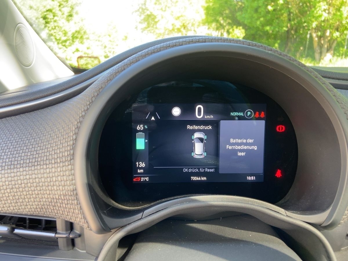 Fiat 500e La Prima - Samsaru's Car Outlet