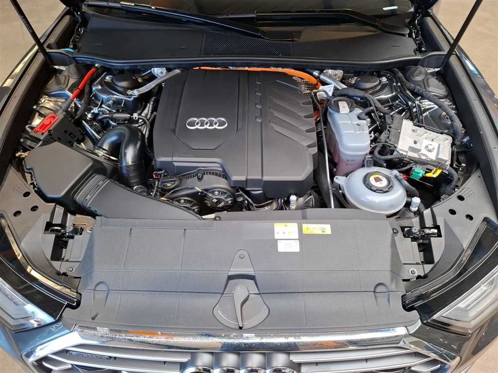 Audi A6 Avant 50 TFSI e quattro S-tronic - Samsaru's Car Outlet