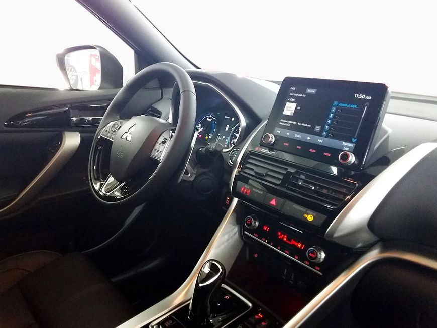 Mitsubishi Eclipse Cross Plug-In Hybrid 4WD Top