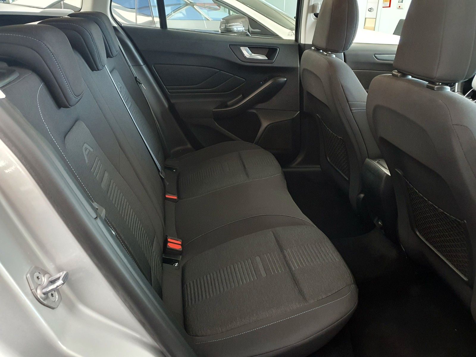 Ford Focus Turnier Active - Samsaru's Car Outlet