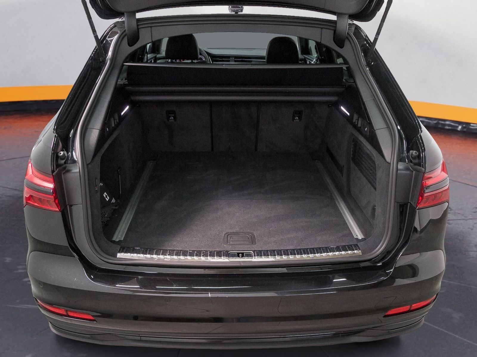 Audi A6 Avant 35 TDI ADVANCED - Samsaru's Car Outlet
