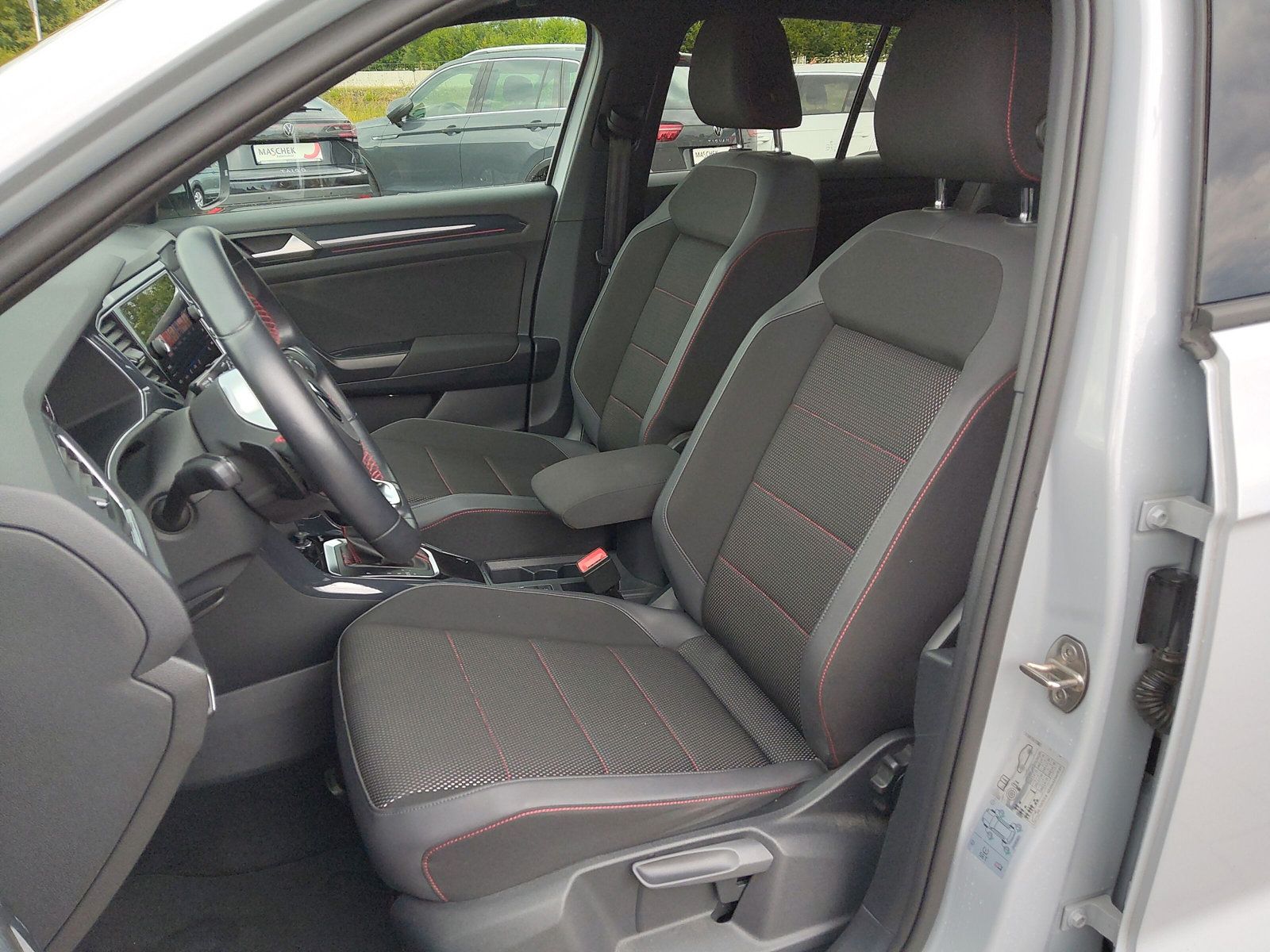 Volkswagen T-ROC R line - Samsaru's Car Outlet