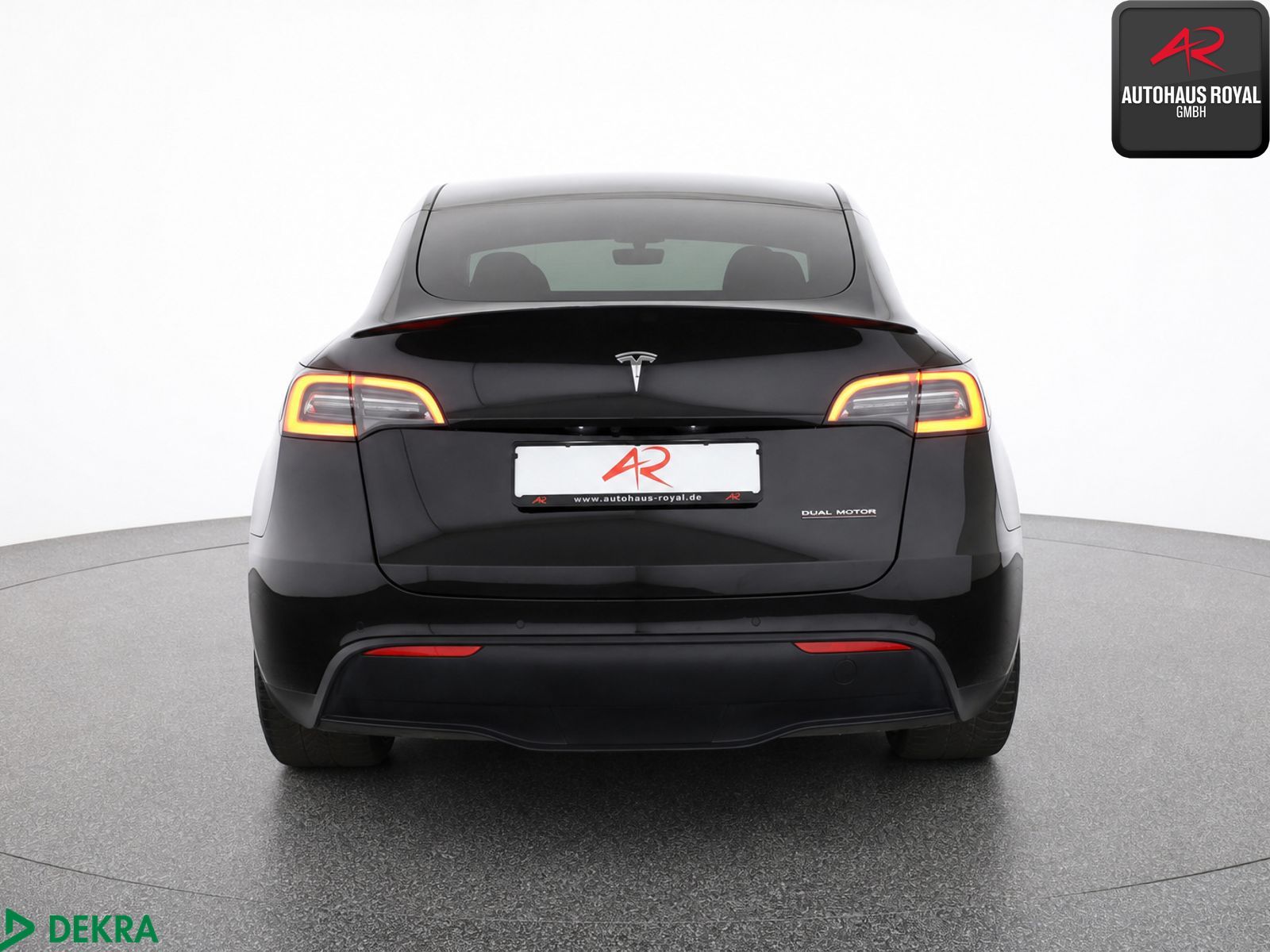 Tesla Model Y PERFORMANCE Dual Motor AWD PANO,KEYLESS