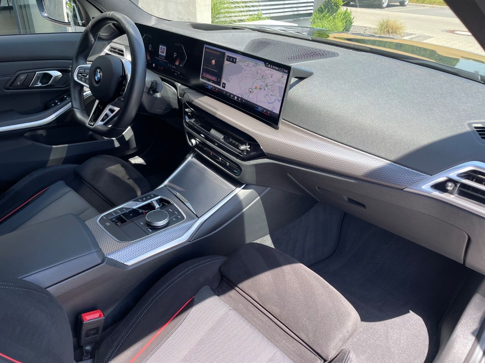 BMW 320i Aut. Touring M Sport/AHK/Head-Up/Adapt.LED