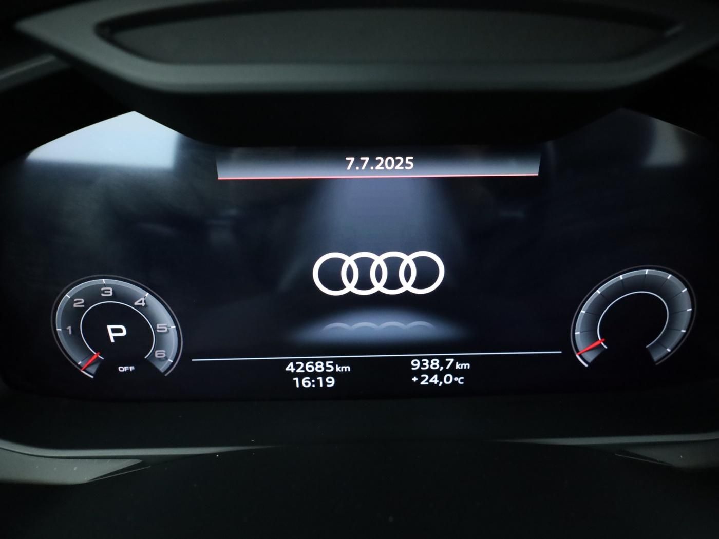 Audi A6 40 2.0 TDI Avant sport S-Line - Samsaru's Car Outlet