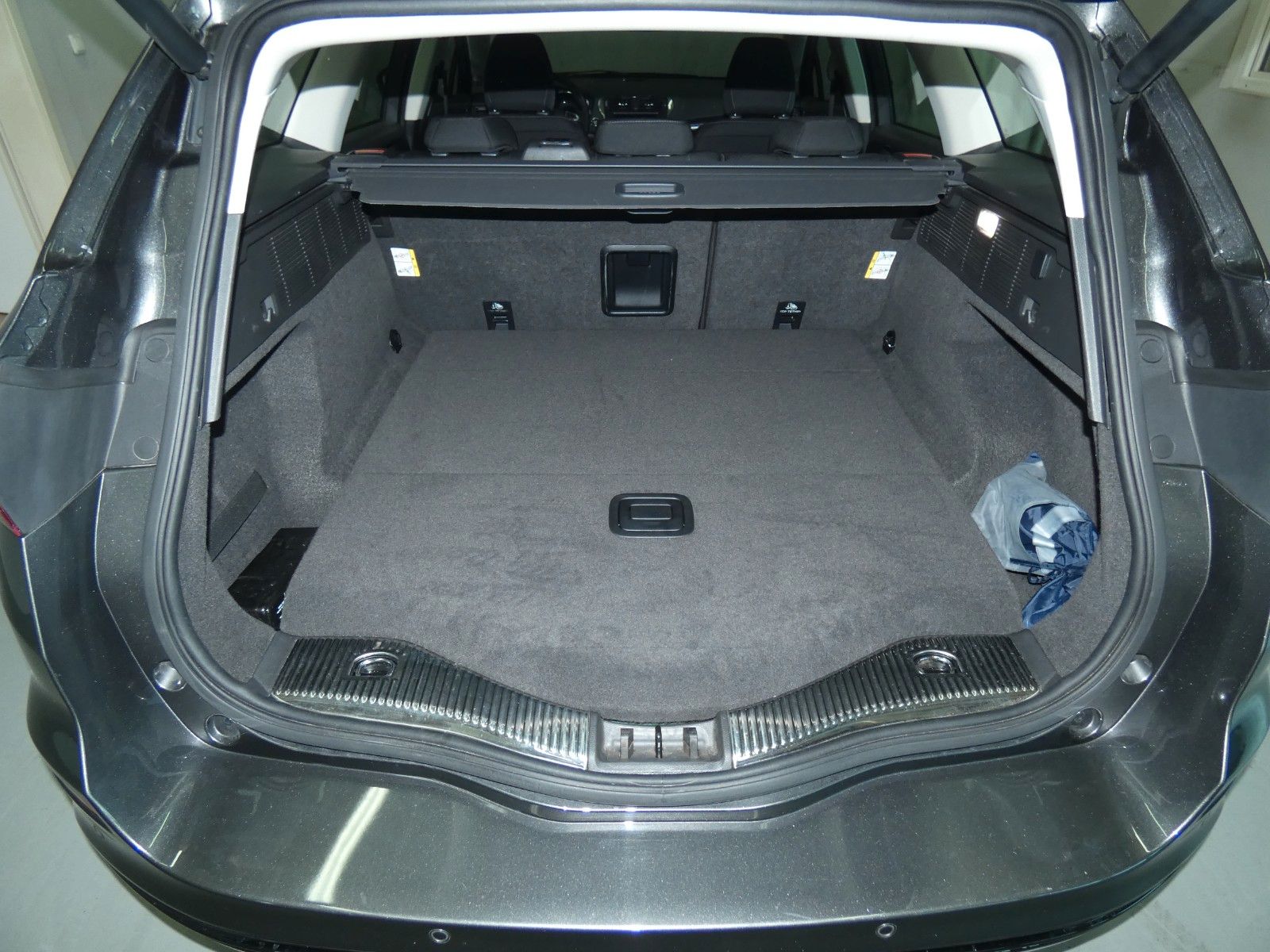 Ford Mondeo 2.0 Titanium - Samsaru's Car Outlet
