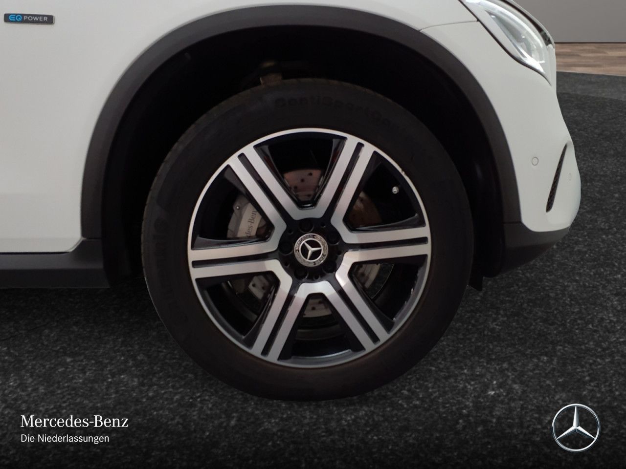 Mercedes-Benz GLC 300 e 4M AMG - Samsaru's Car Outlet