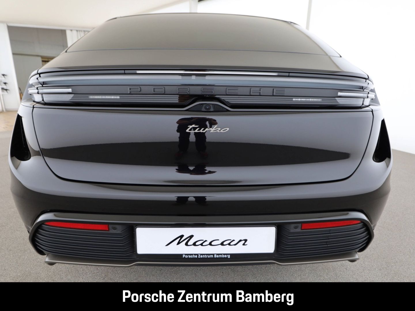 Porsche Macan Turbo/ 22 Zoll/ Sitzbelüft./ Matrix/ Head