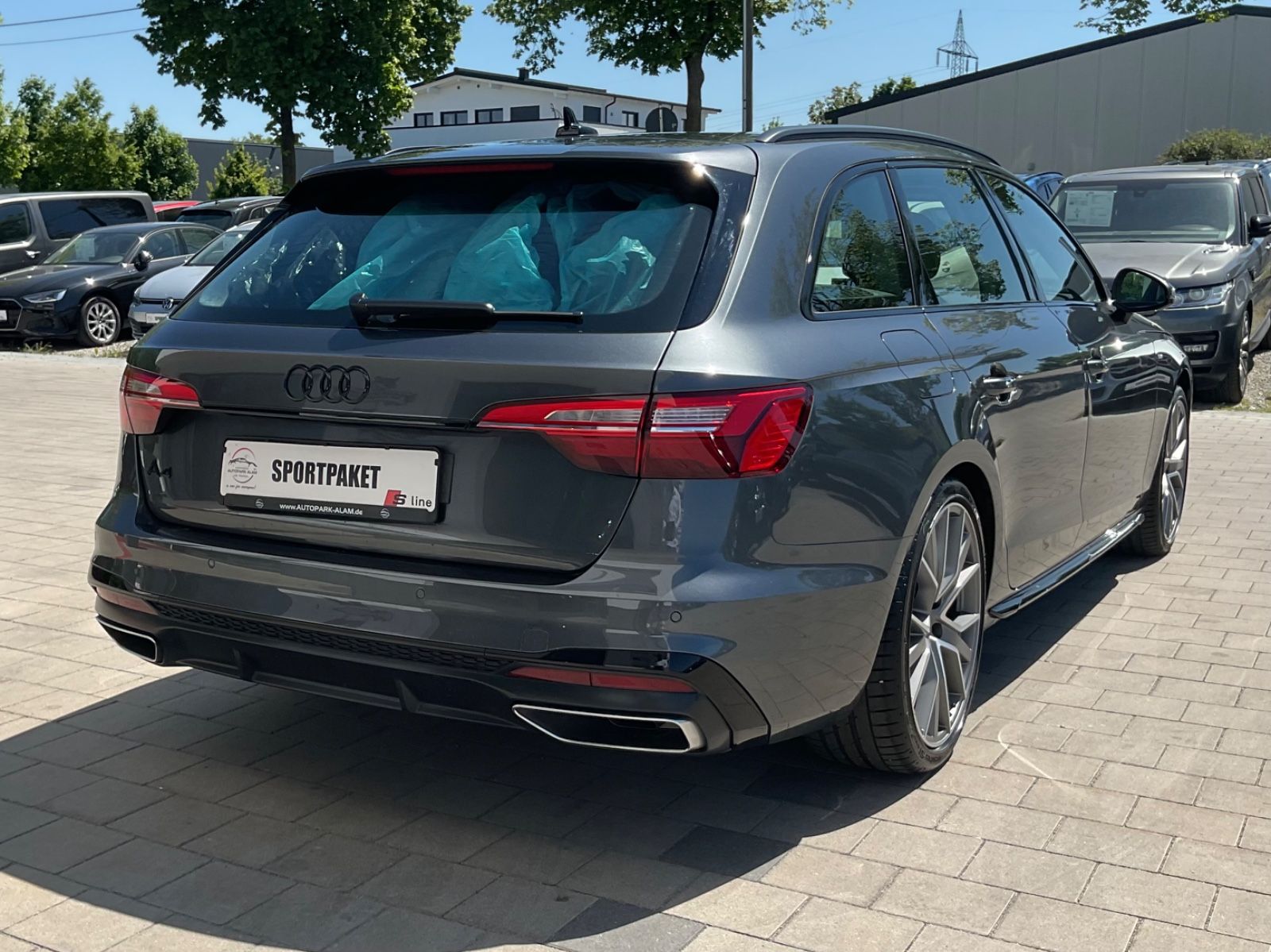 Audi A4 Av.40 TFSI S line S-tronic - Samsaru's Car Outlet