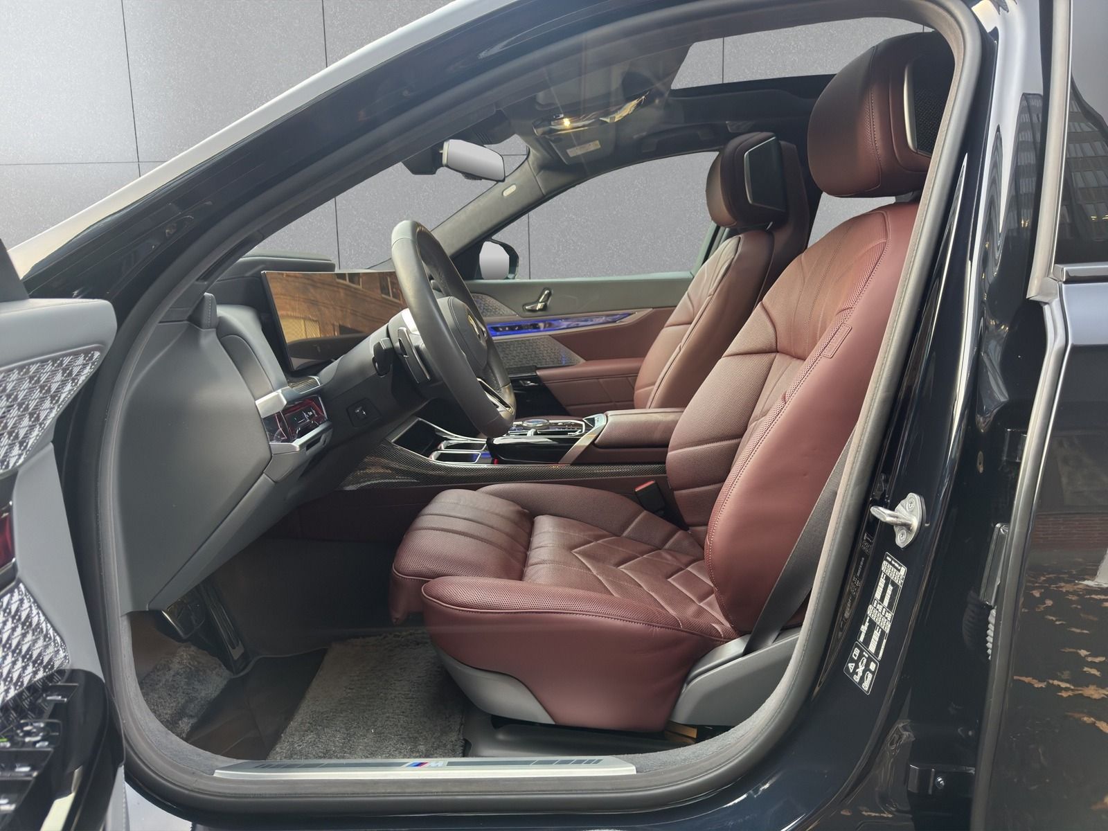 BMW 740 d xDrive M Sport Pro NP172K INDIV Theater TV