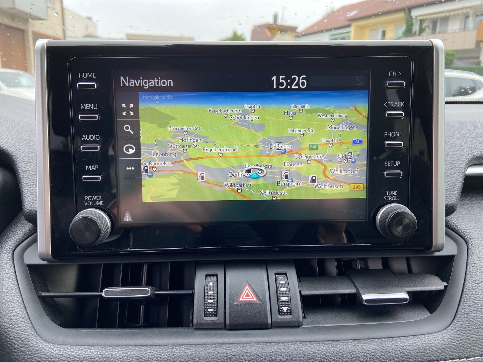 Toyota RAV 4 Hybrid - Samsaru's Car Outlet