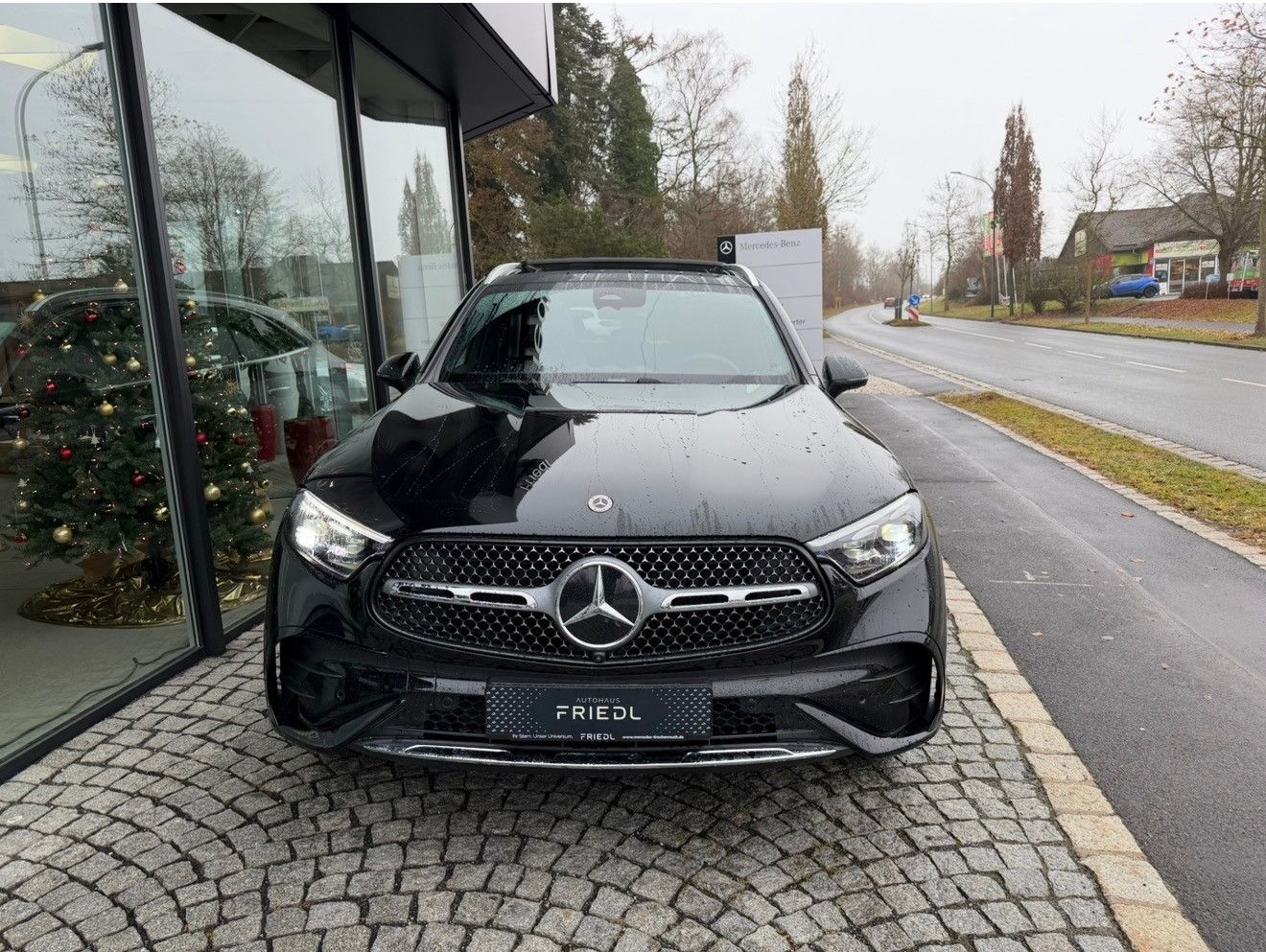 Mercedes-Benz GLC 220d AMG Editi Pano Night AHK Memory Digital