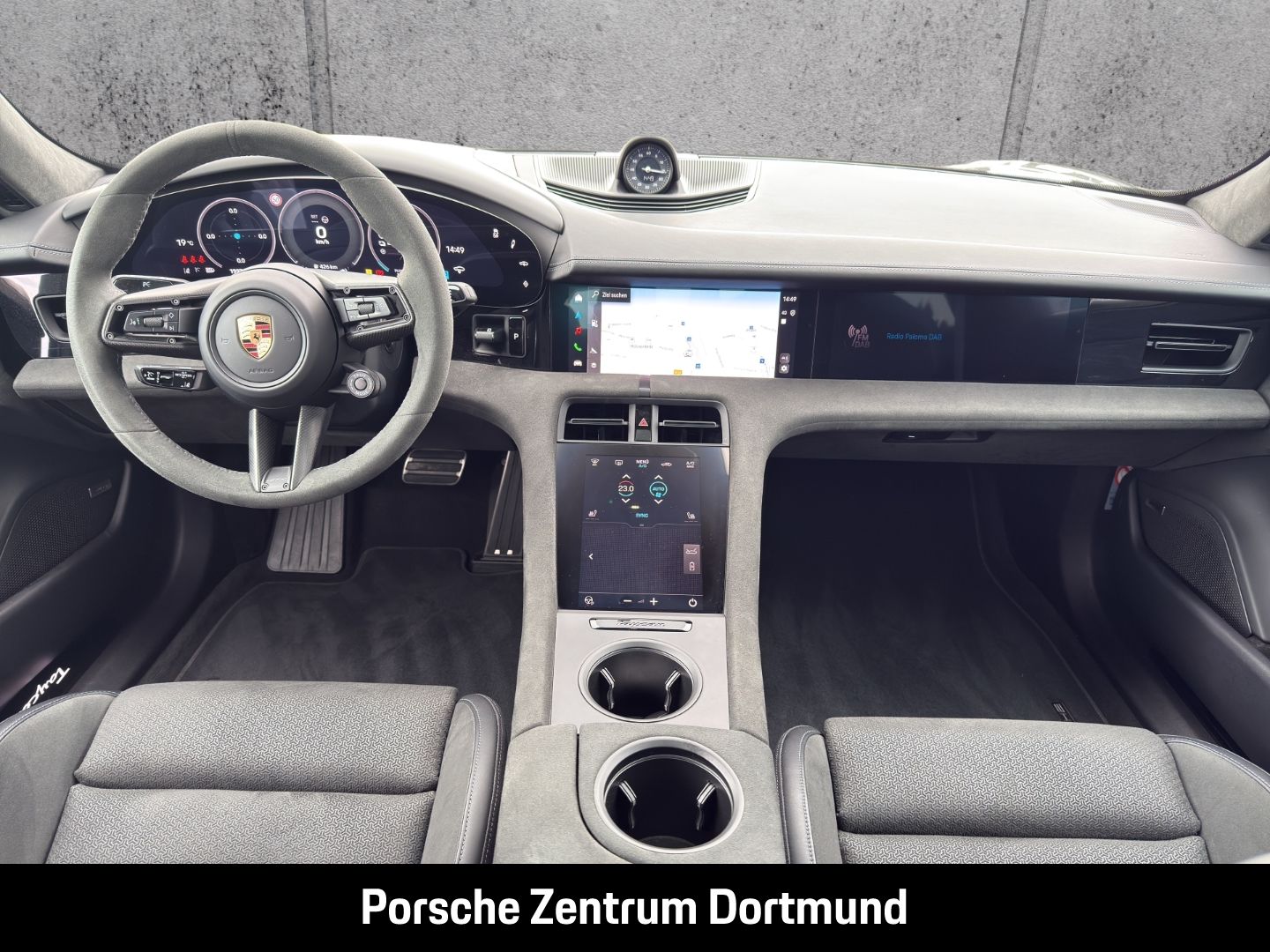Porsche Taycan GTS Luftfederung BOSE Panoramadach LED