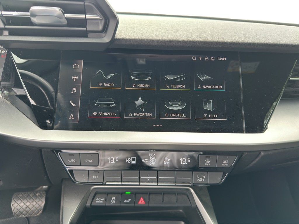 Audi A3 Sportback 40 TFSI e S tronic - Samsaru's Car Outlet