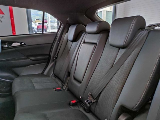 Mitsubishi Eclipse Cross Plug-In Hybrid 4WD Select NAVI KAM