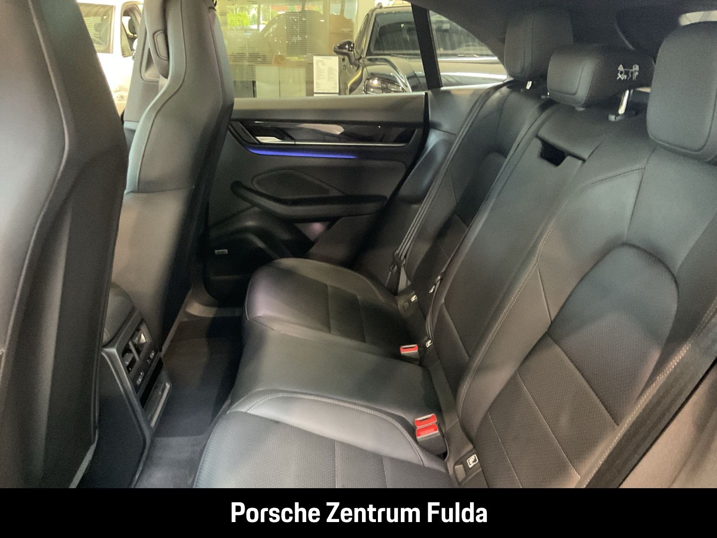 Porsche Macan 4 BOSE Panorama Surround-View LED-Matrix
