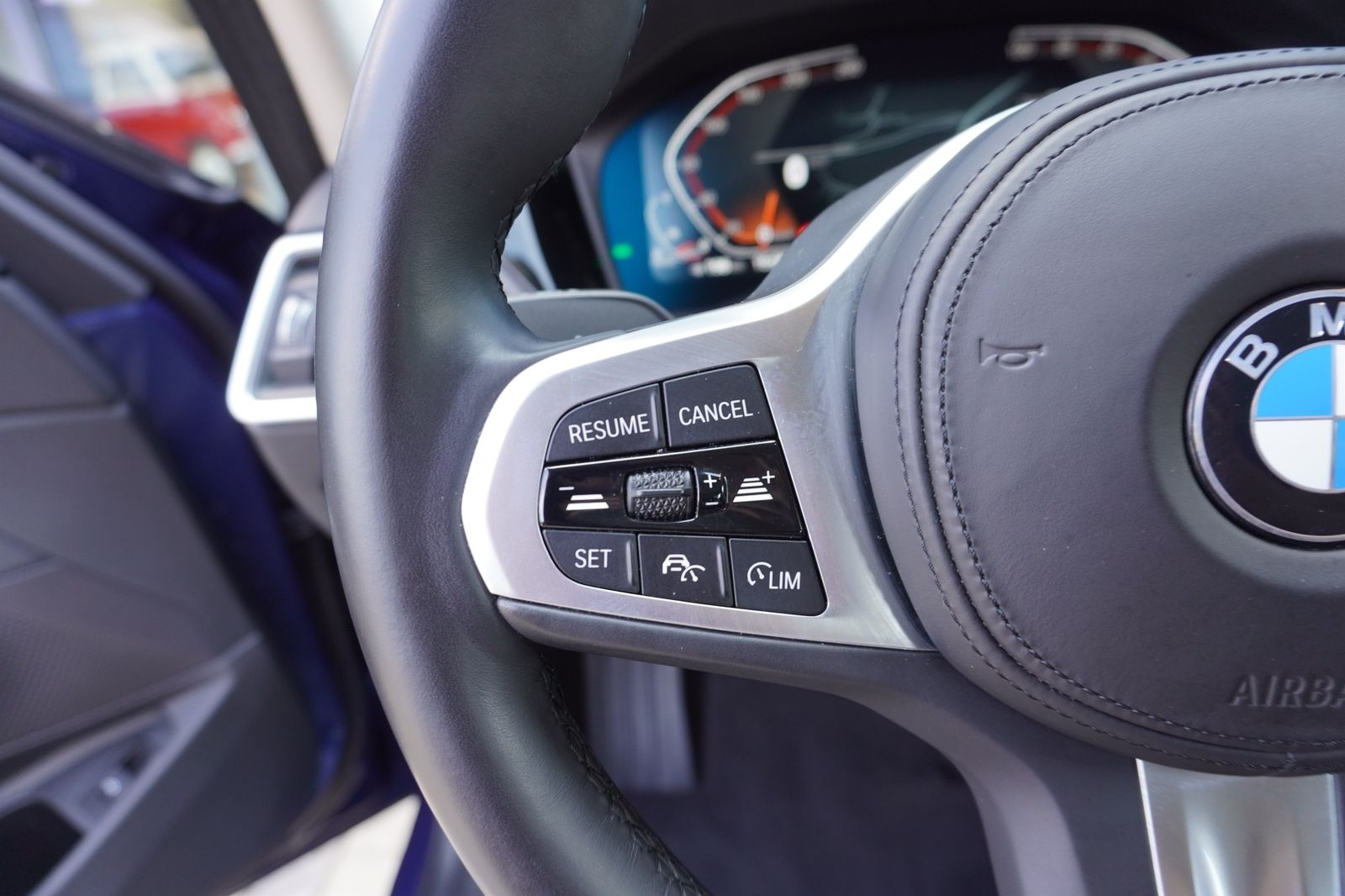 BMW 330d Touring Sport Line - Samsaru's Car Outlet