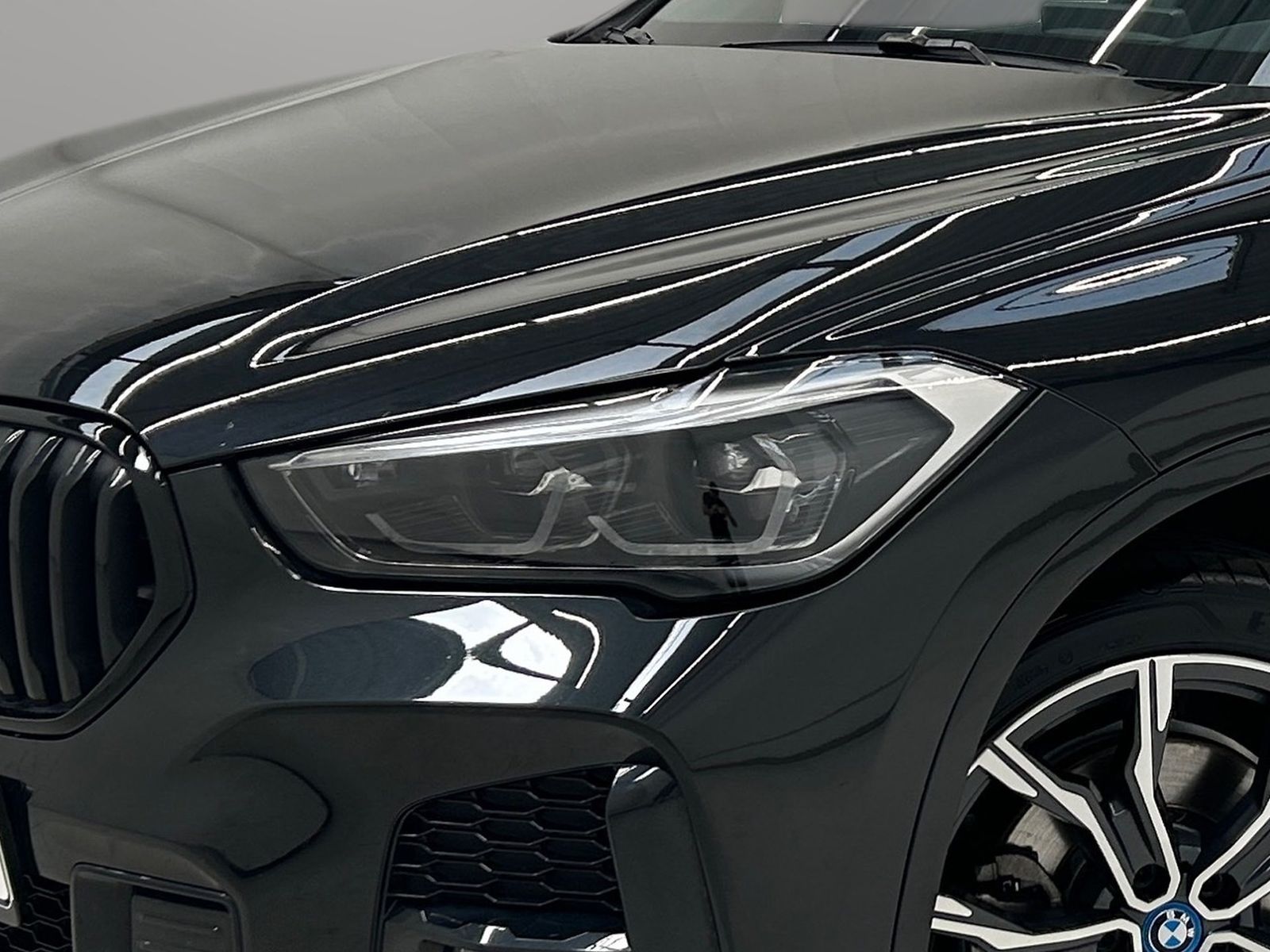 BMW X1 xDrive25e M Sport - Samsaru's Car Outlet