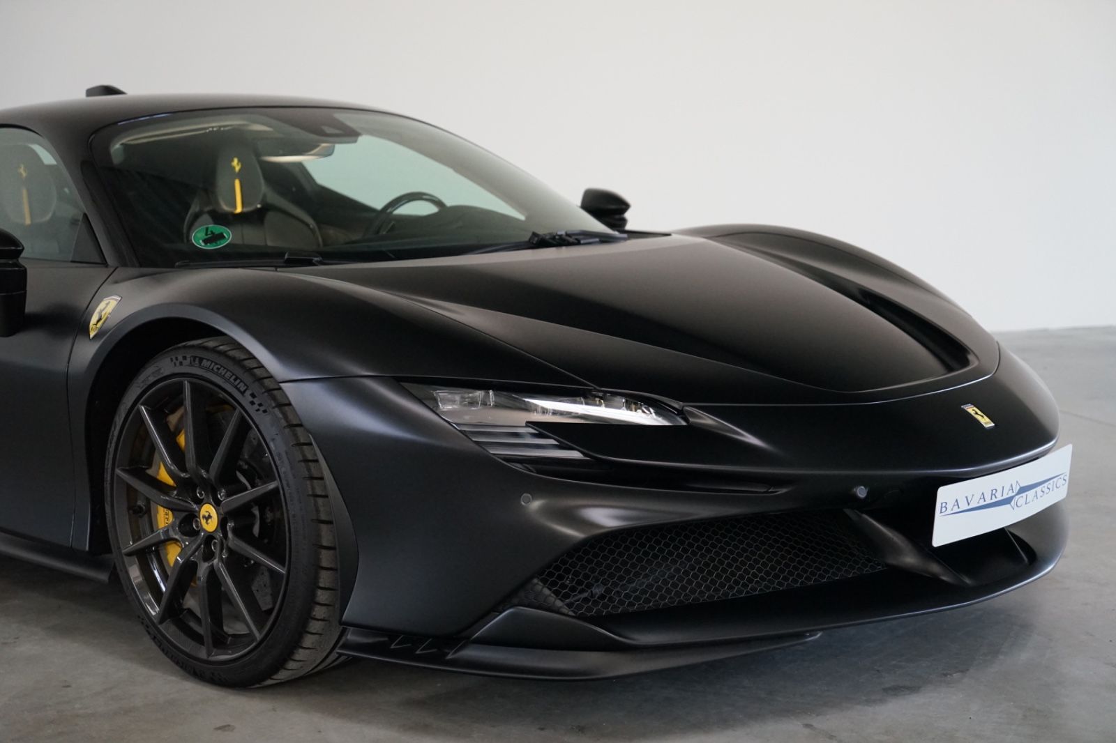 Ferrari SF90 - Samsaru's Car Outlet