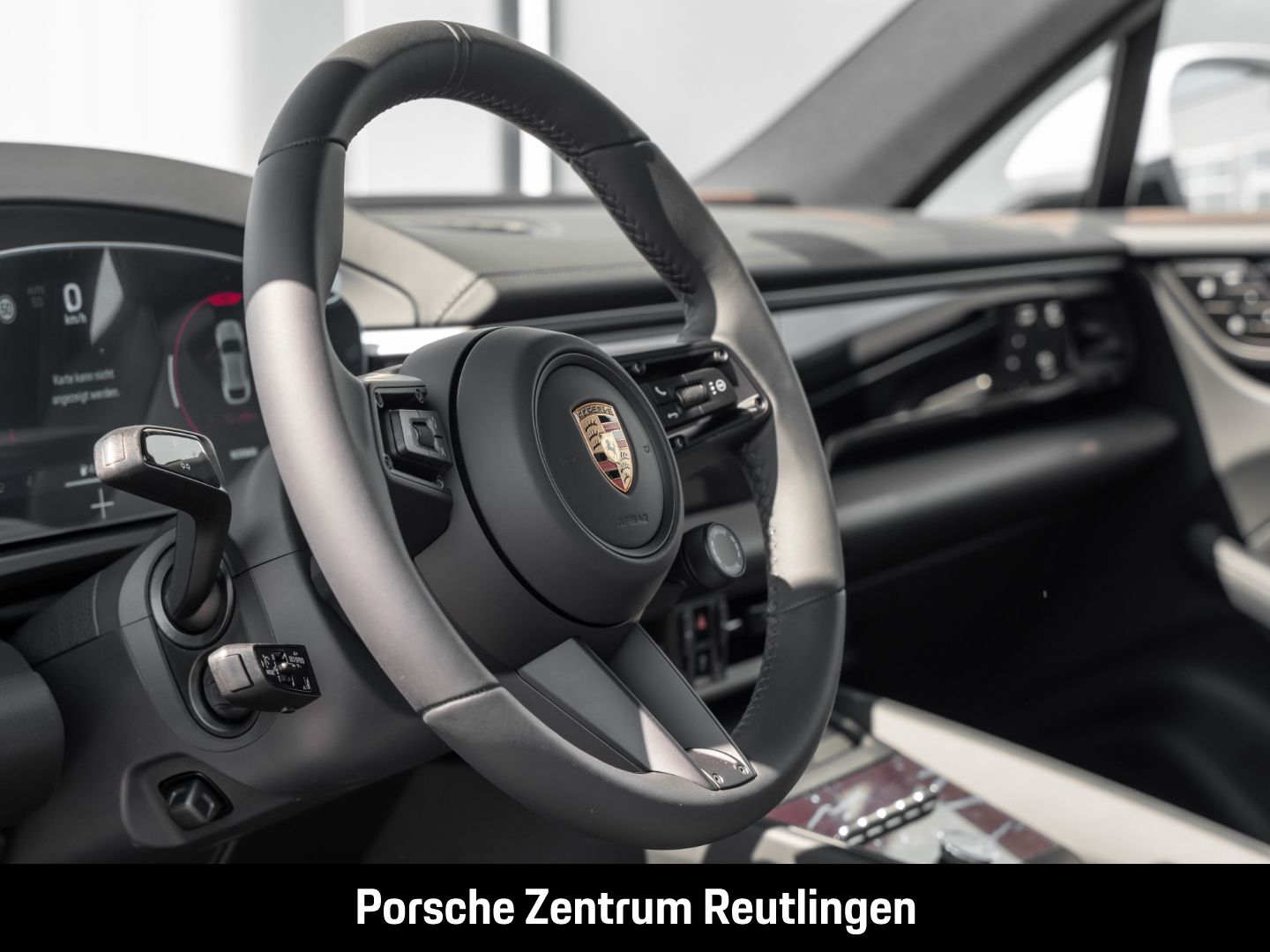 Porsche Macan 4 BOSE Luftfederung Panorama Surround-View