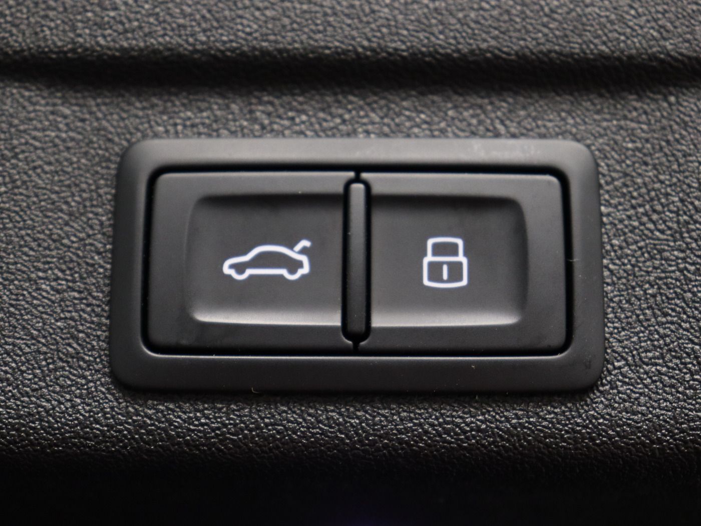 Audi A5 Avant TFSI quattro S tronic S-Line Matrix|AHK