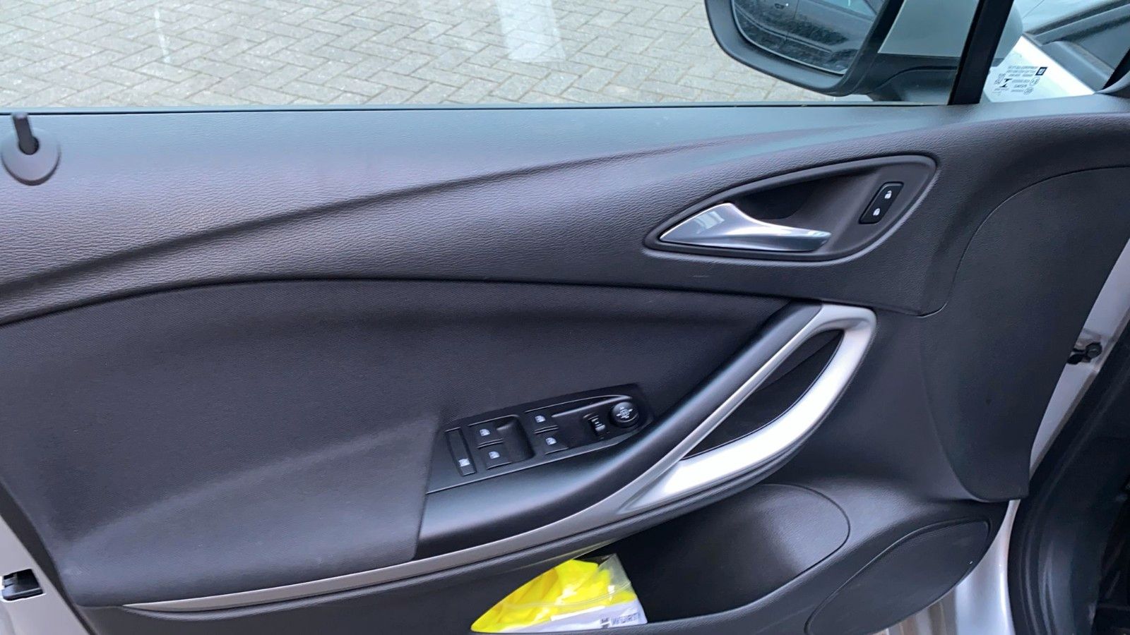 Opel Astra K Sports Tourer Business - Samsaru's Car Outlet