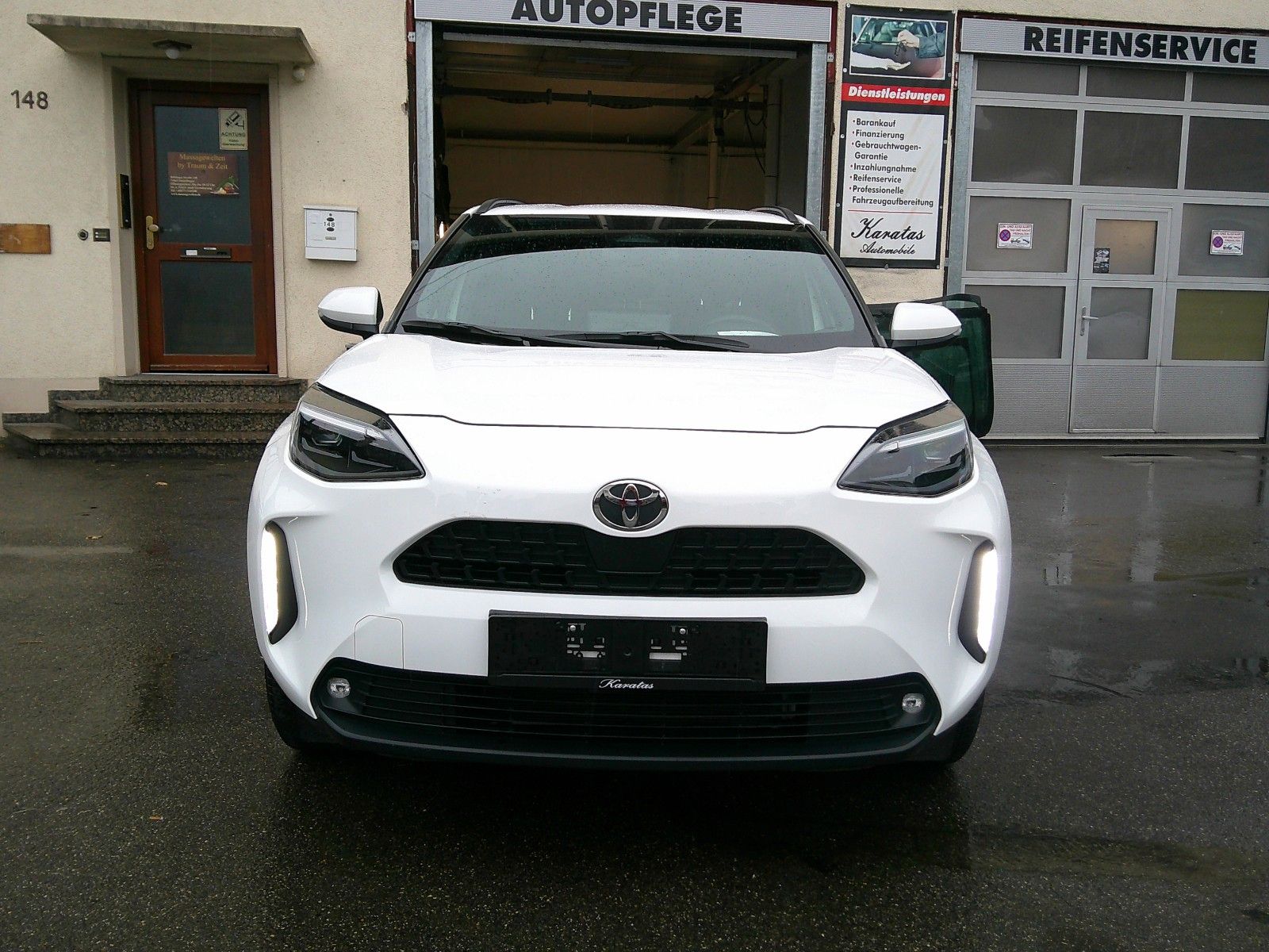 Toyota Yaris Cross Hybrid FWD Team Deutschland