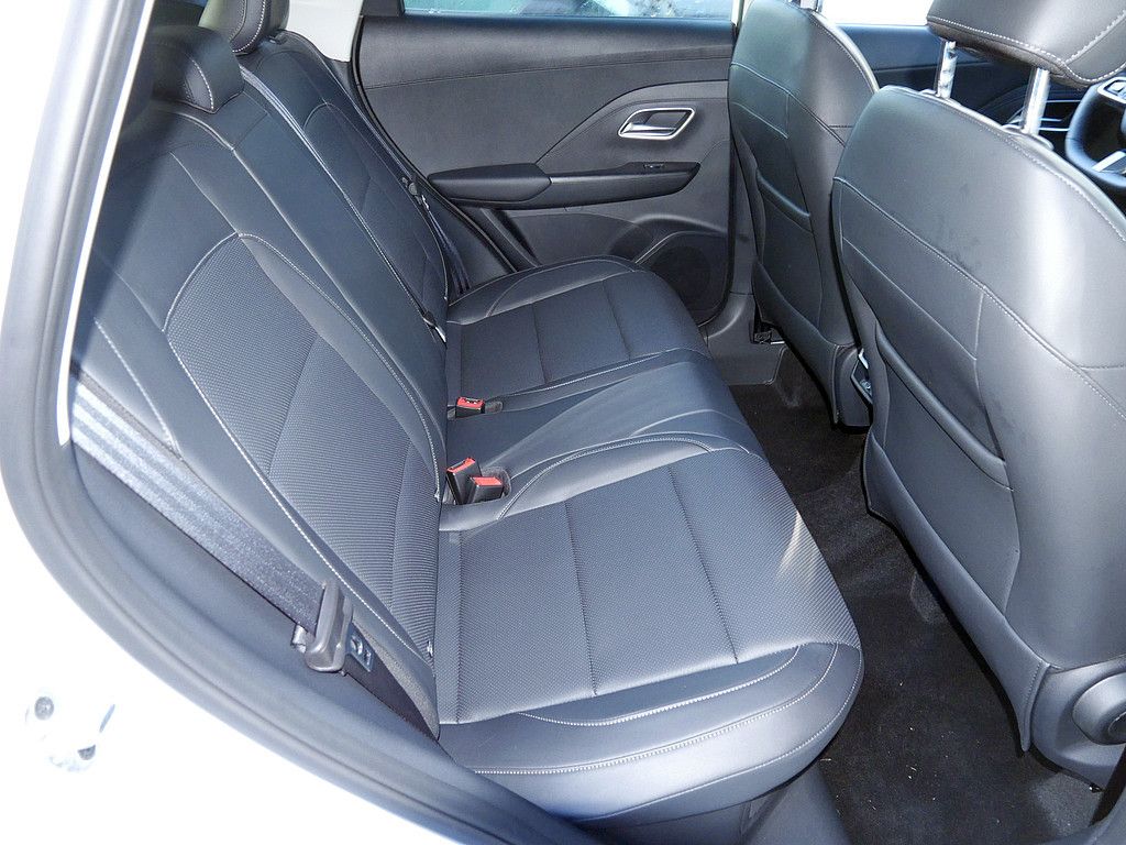 MG ZS Hybrid+ Luxury SHZ KAMERA NAVI ACC LED 360°