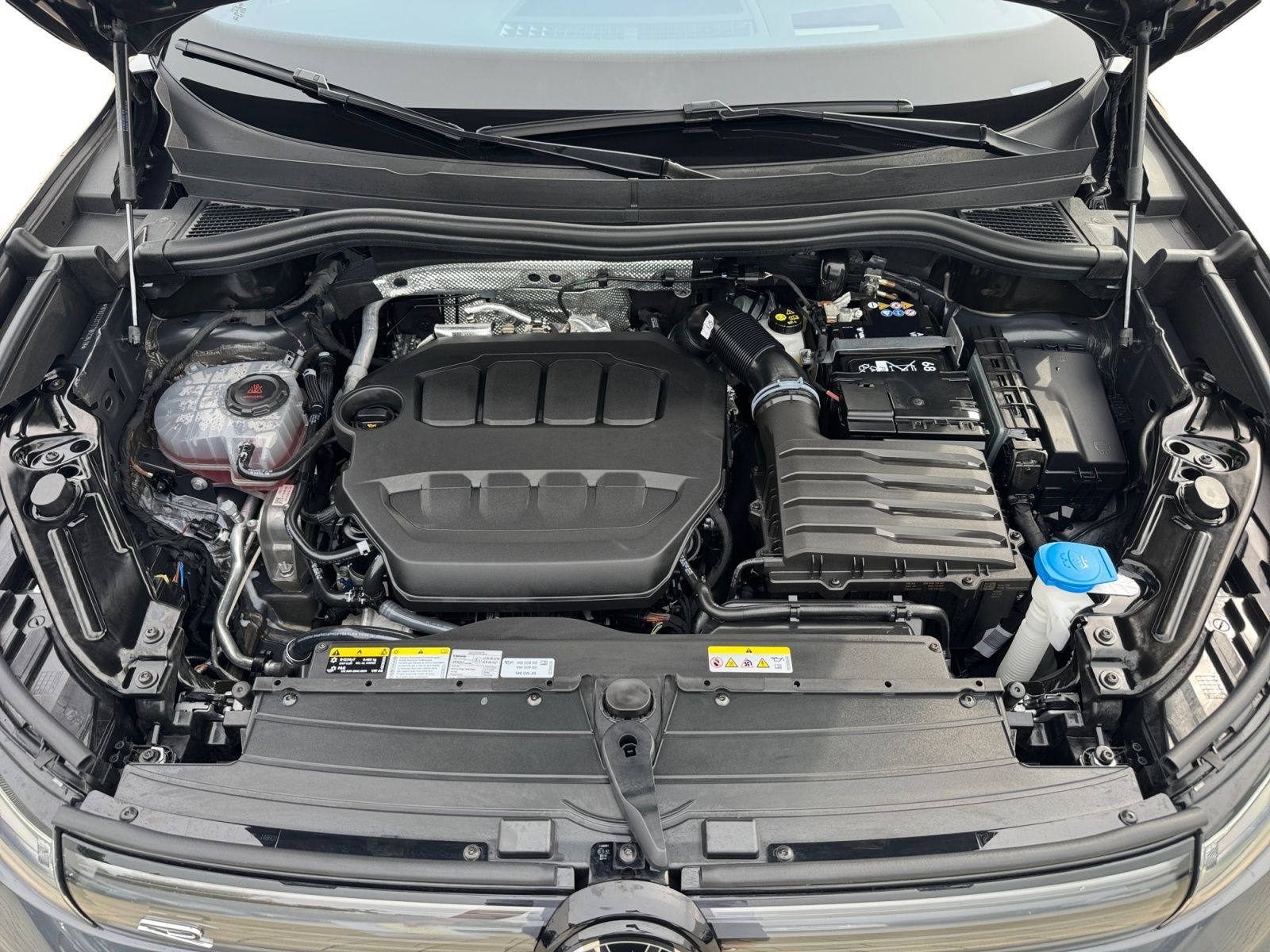 Volkswagen Tiguan R-Line 2.0 TSI 4M DSG, 5J.Gar./Black Styl