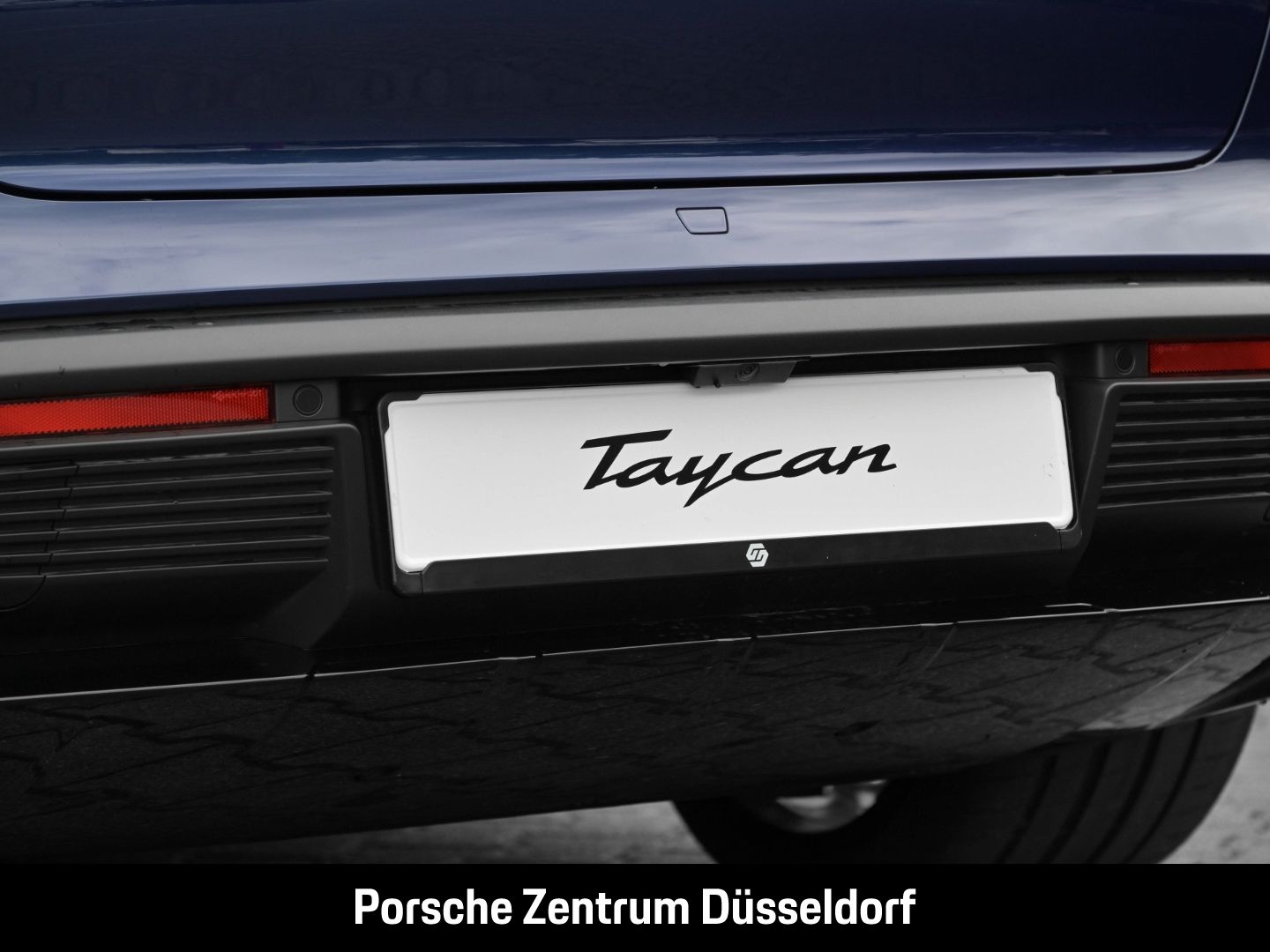 Porsche Taycan 4 Cross Turismo Surround-View LED-Matrix