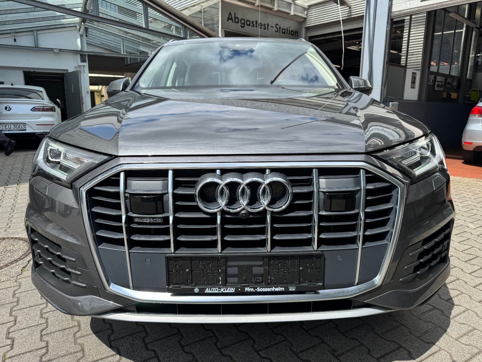 Audi Q7 55 TFSI e quattro Plug-In-Hybrid-AHK-Luftfede