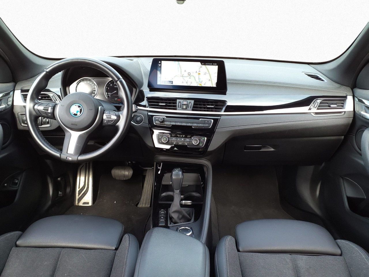 BMW X1 xDrive25e M SPORT - Samsaru's Car Outlet
