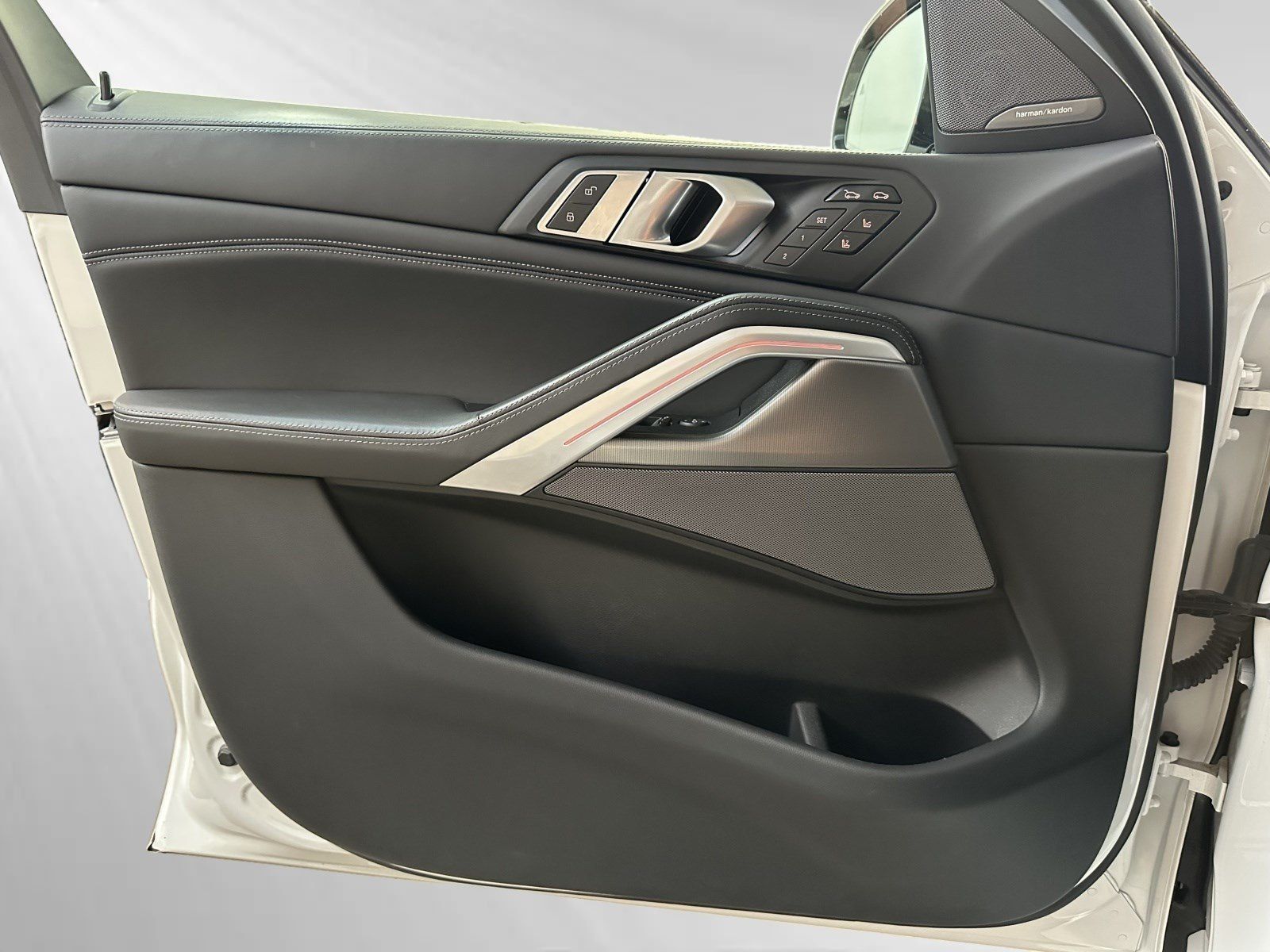 BMW X6 xDrive40d M Sport|AHK|Pano|Standhzg.|H/K