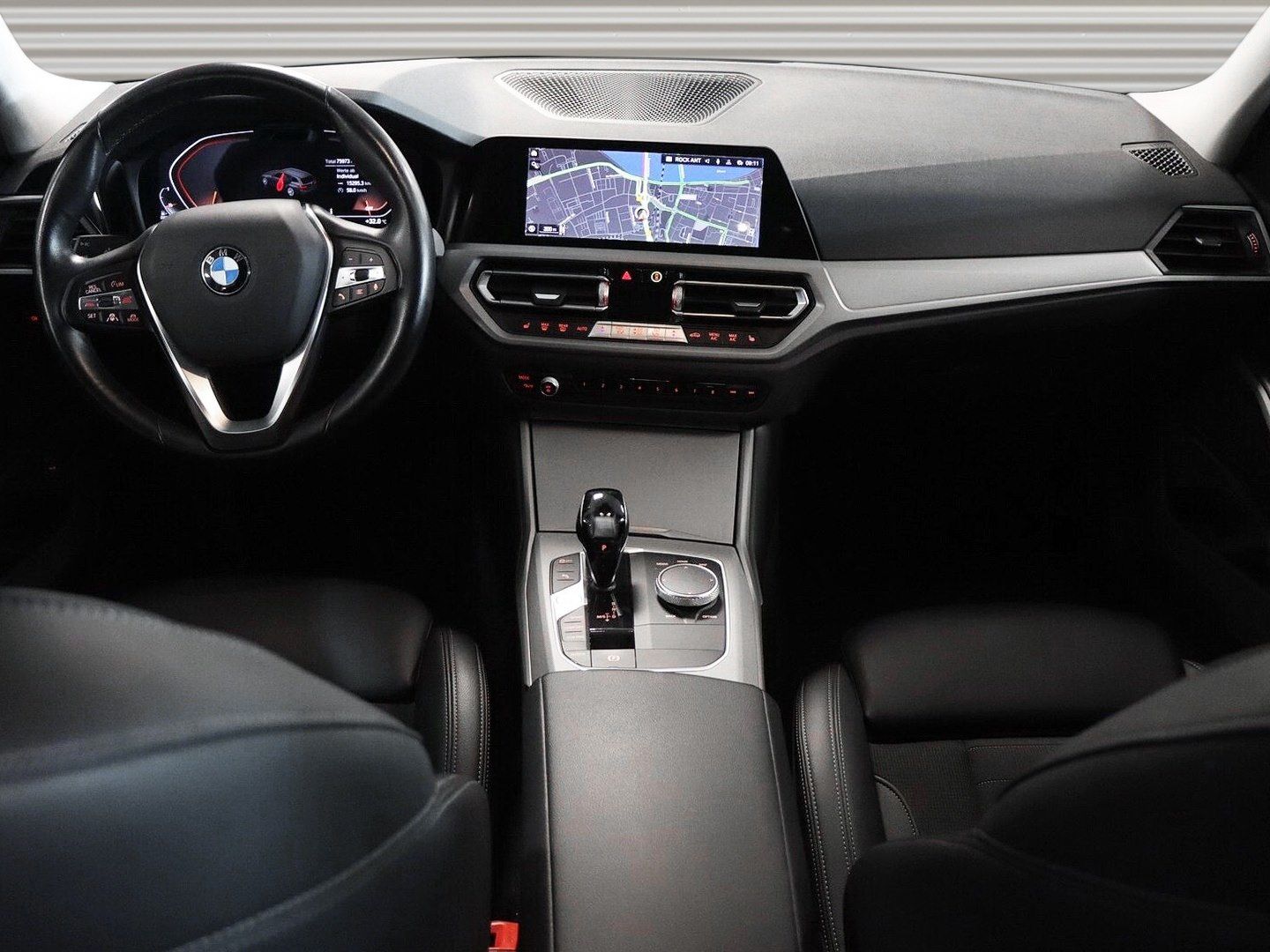 BMW 320d A - Samsaru's Car Outlet
