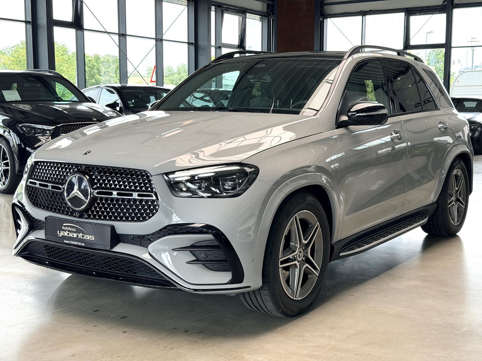 Mercedes-Benz GLE 300 d 4M AMG Night Pano DISTRONIC+ 360°-K AI
