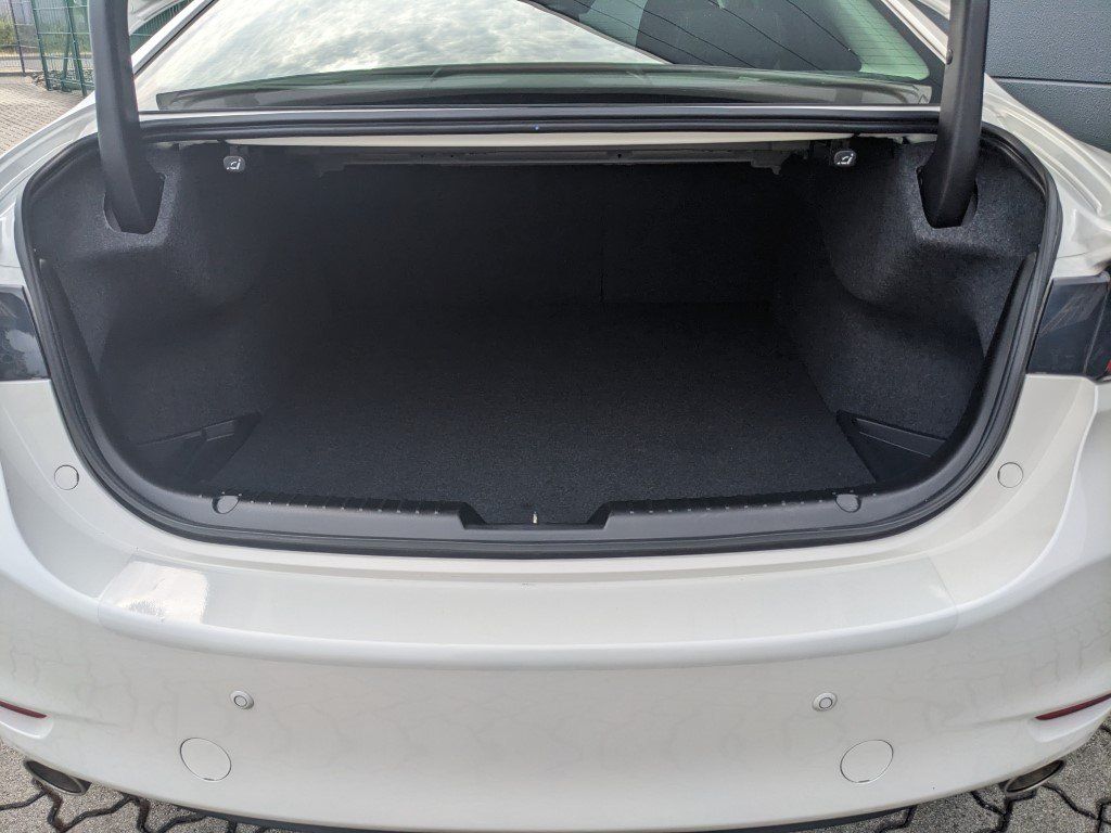 Mazda 6 4-Türer 2.5l Exclusive Bose Matrix-LED 360° Ka