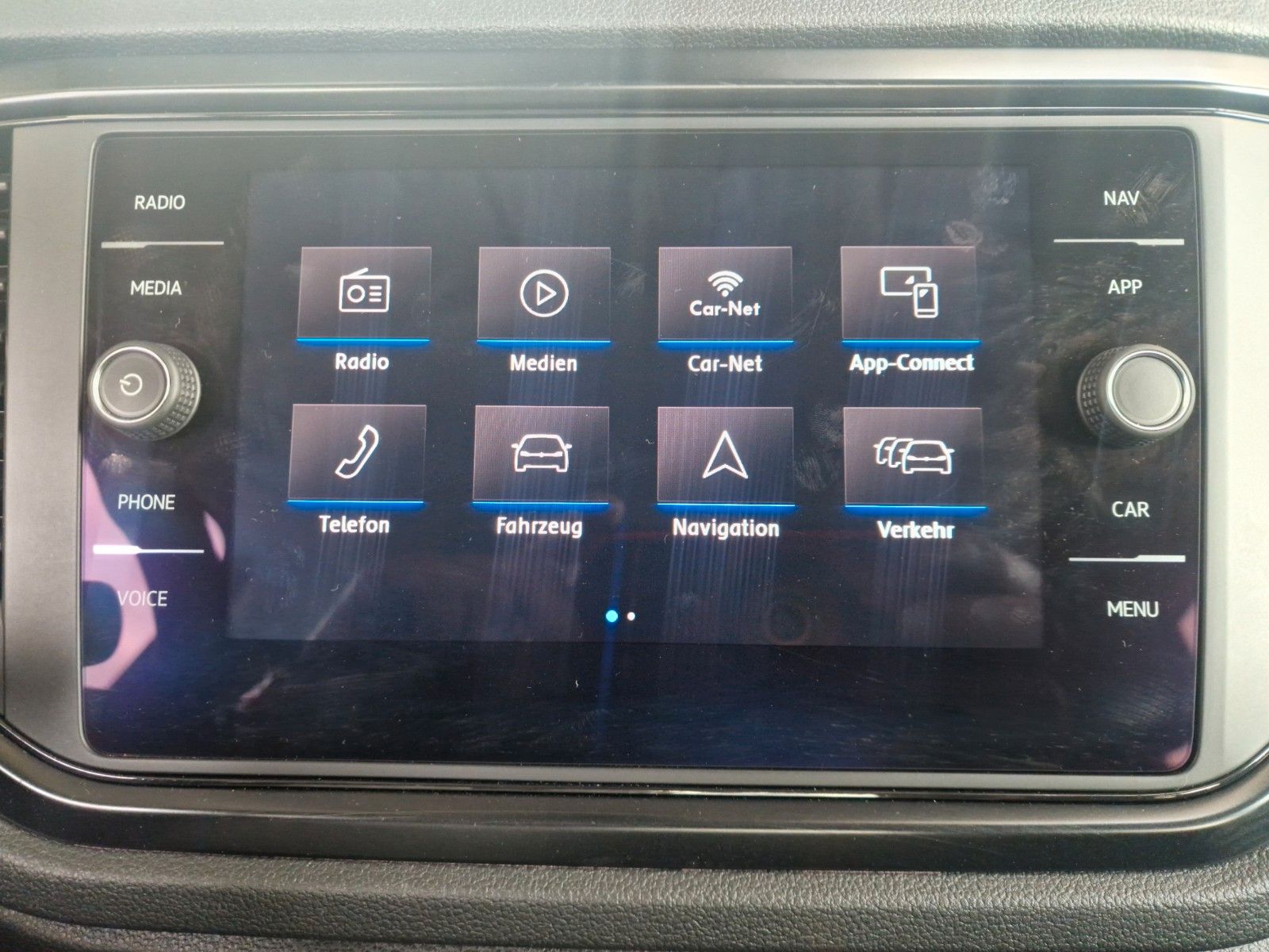 Volkswagen T-Roc Basis - Samsaru's Car Outlet