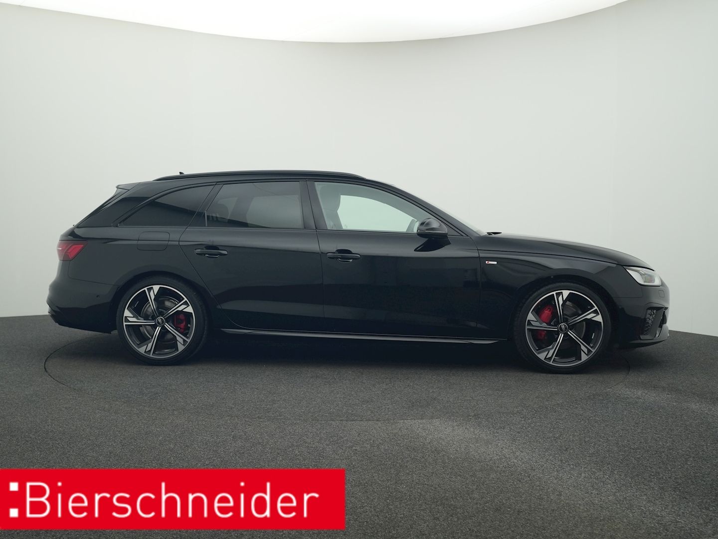 Audi A4 Av. 40 TFSI S-tronic qu s-line BLACK EDITION
