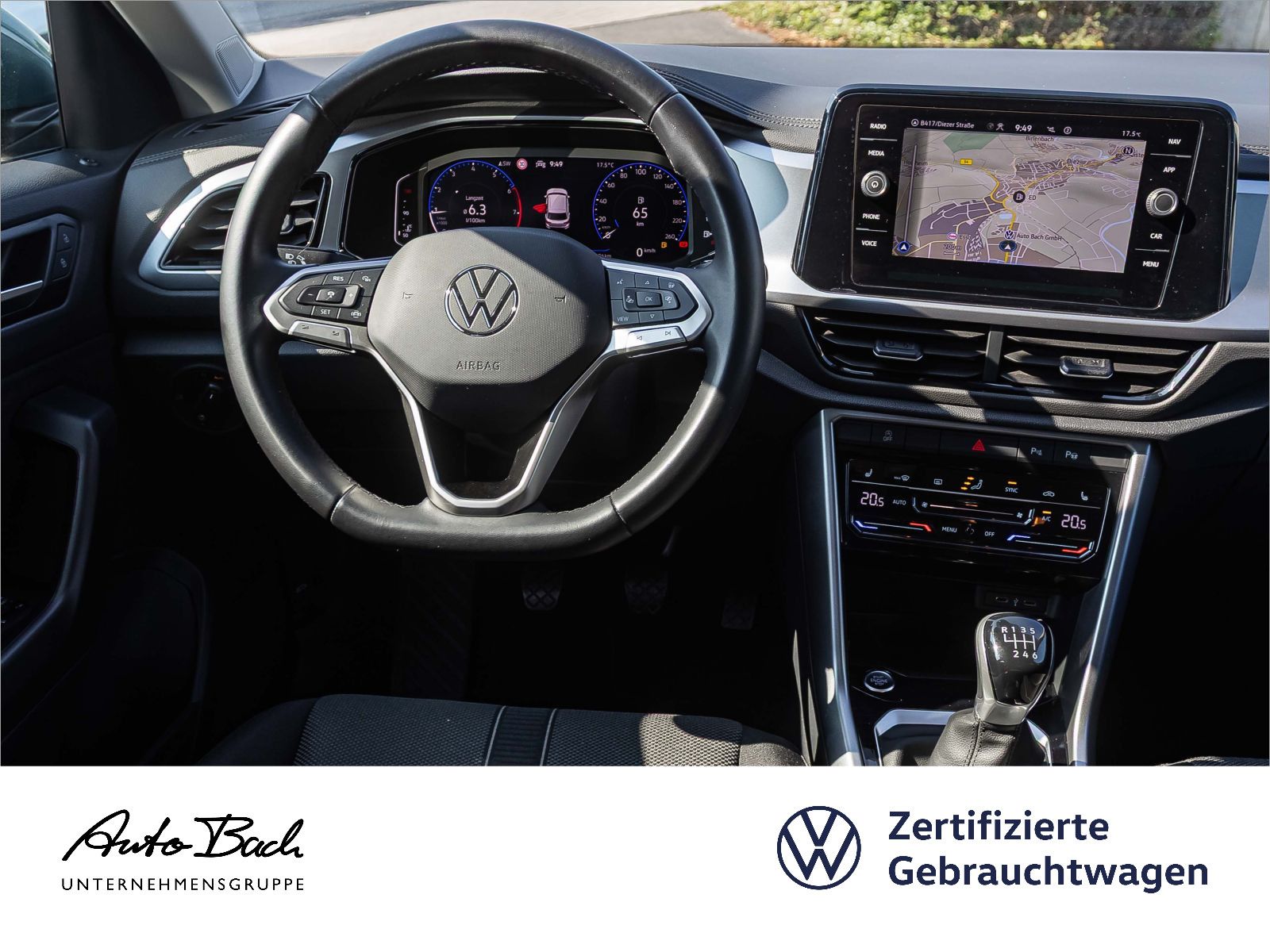 Volkswagen T-Roc 1.0 TSI Life - Samsaru's Car Outlet