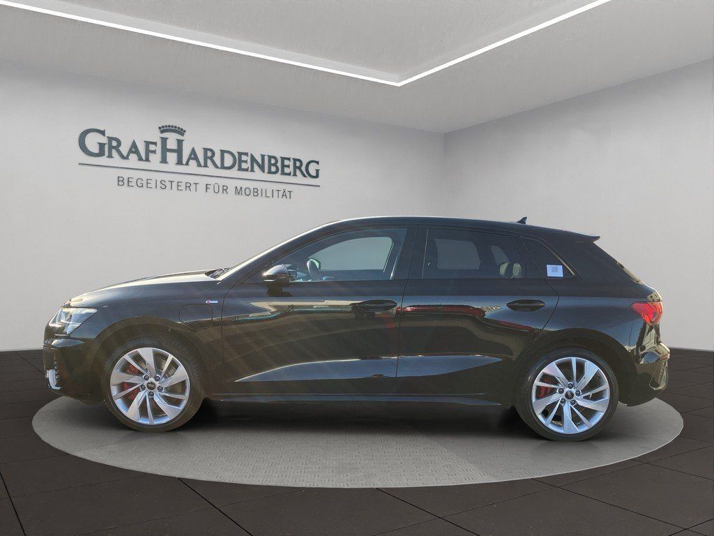 Audi A3 Sportb. 45 TFSIe S Line Einparkhilfe hinten