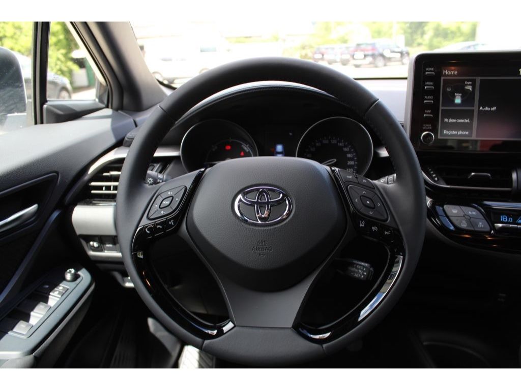 Toyota C-HR Hybrid Flow 1.8 Hybrid - Samsaru's Car Outlet