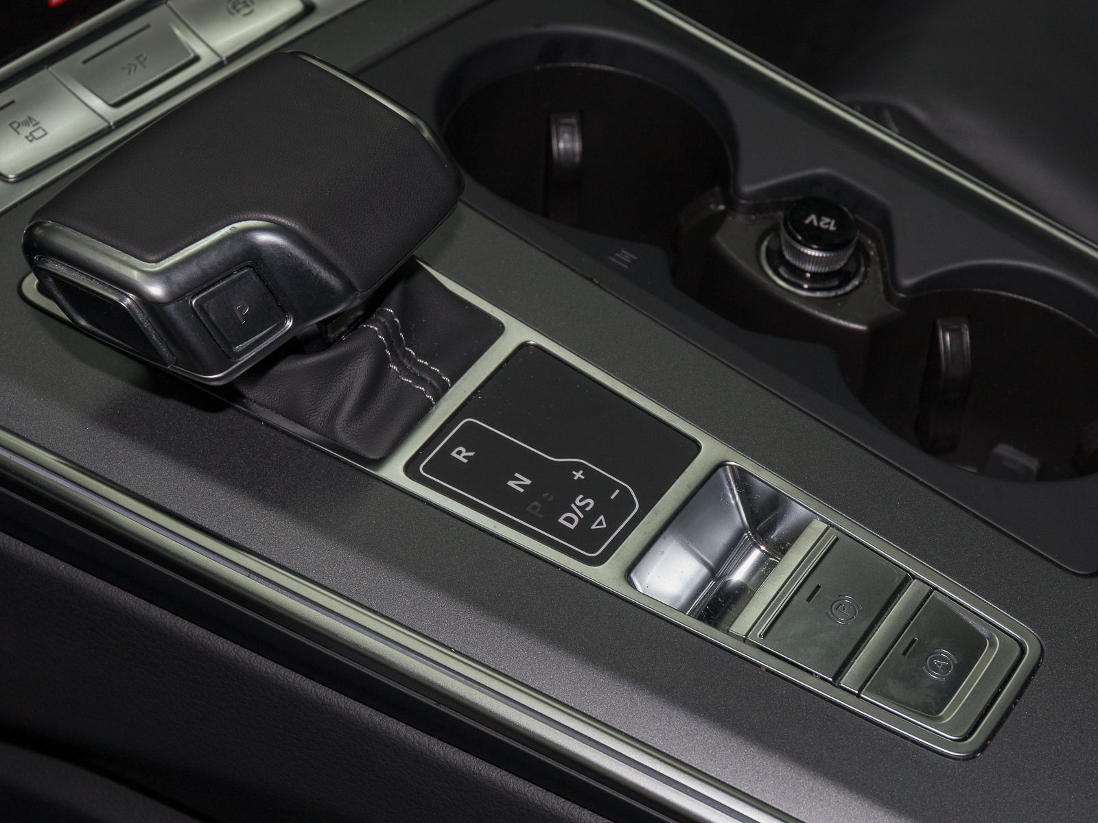 Audi A6 45 TFSI Q ADVANCED - Samsaru's Car Outlet